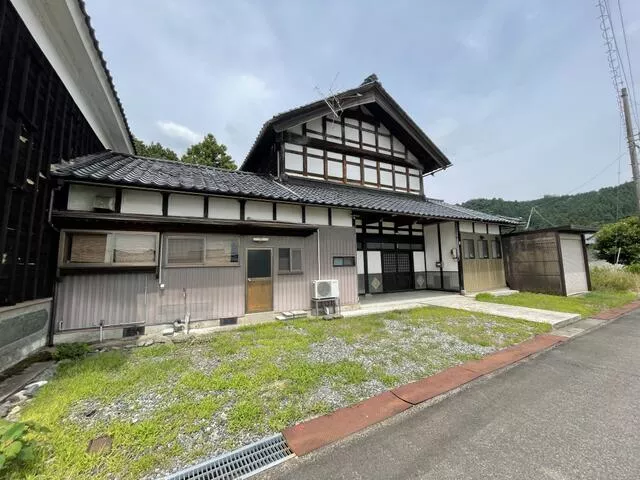 Sakai City, Maruoka Town, Kamikumedata (Shihisakai Station) 2-story building 5DK