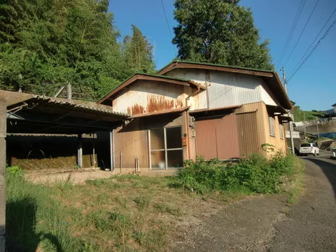 Yoshinogawa City, Kawashima Town Kuwamura (Awakawajima Station), single-story building, 1LDK