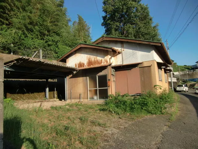 Yoshinogawa City, Kawashima Town Kuwamura (Awakawajima Station), single-story building, 1LDK
