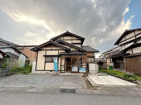 Used single-family home in Ono City, Kasuga 3-chome
