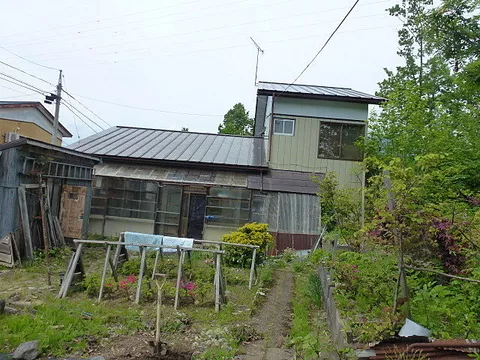 Used single-family home, 5 minutes on foot from JR Ban'etsu West Line Okuzaki Station