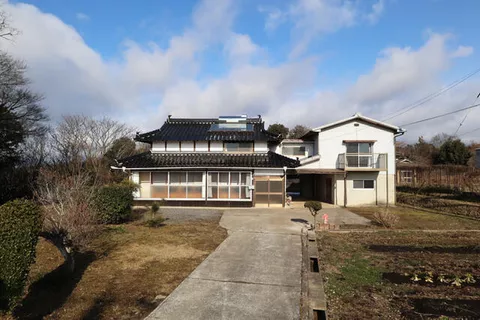 Katsuta-gun, Shoo-cho, Uetsuki Kita (Katsumada Station) 2-story building 6K