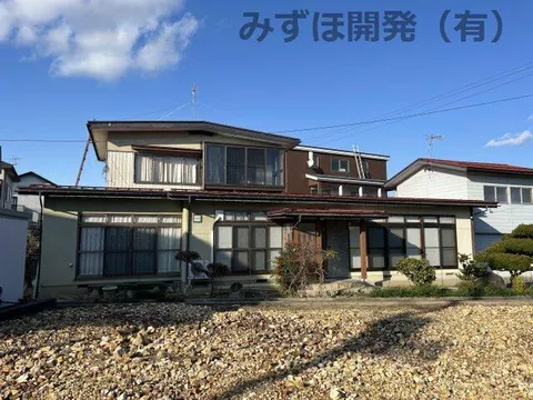Nakayama Town, Higashimurayama District, Oaza Nagasaki (Uzen Nagasaki Station) 2-story 7LDK