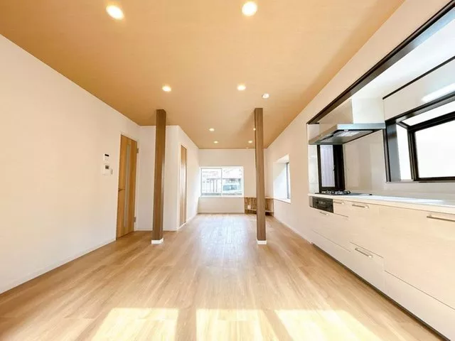 [Open House] Interior and exterior renovations completed / Seismic reinforcement / Water facilities replaced / Parking for 3 cars / Front