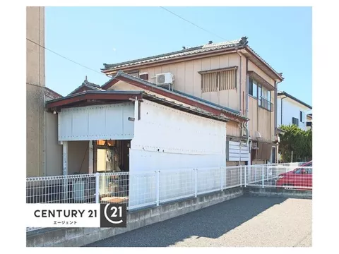 About 6 minutes on foot to Yamanoshita Seaside Park! 7DK with parking for 3 cars☆ Monthly repayment amount in the 10,000 yen range