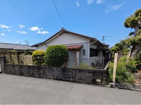 Immediate response possible! Parking space for 2 cars! ☆Popular single-story property☆