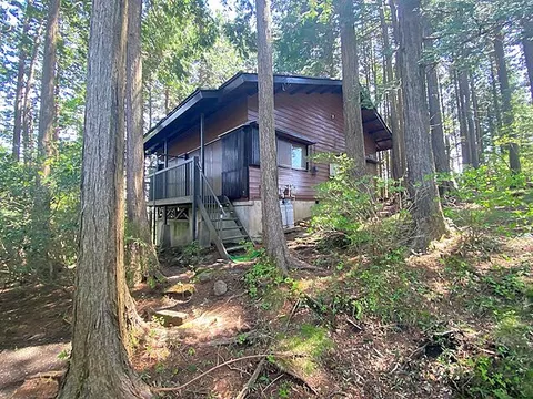 Used single-family home in Yunohana Kogen resort area