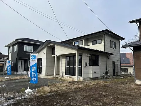 Used single-family home in Kasai-dan, Aikata Town, Kitakami City