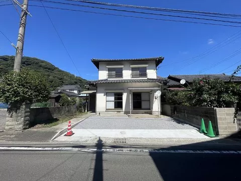 Hayami District, Hiji Town, Oaza Toyooka (Bungo Toyooka Station), 2-story, 3LDK