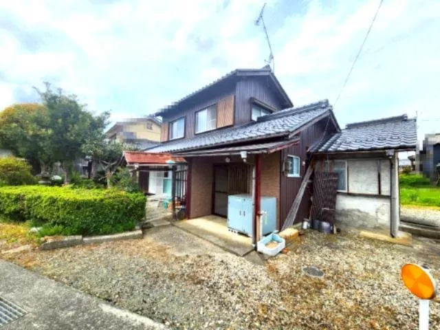 【Rivu's Brokerage】A residential environment surrounded by greenery with a land area of over 95 tsubo!