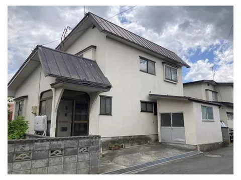 ／Within walking distance to Chitose Station! Spacious 4LDK detached house for 3.5 million yen!／