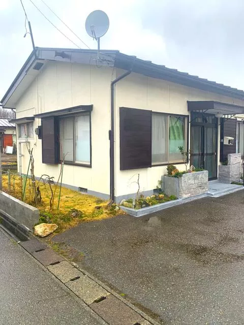 Kitakata City, Aso Kanou Town, Kanou Aza Negishiyama (Kitakata Station) Single-story building 4DK