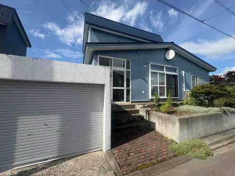 Abuta District, Kyogoku Town, Kasuga (Kutchan Station), 2-story, 5LDK
