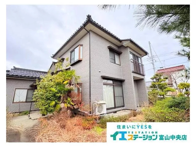 18-tatami LDK, easy-to-use layout with a spacious storage room
