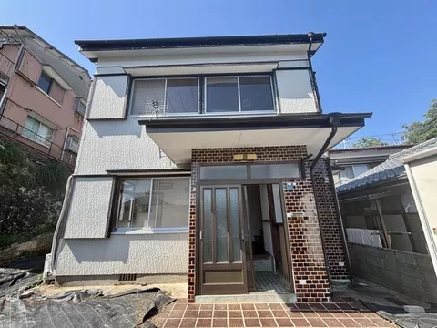 Nagasaki City, Seihokumachi (Akasako Station) 2-story 4DK