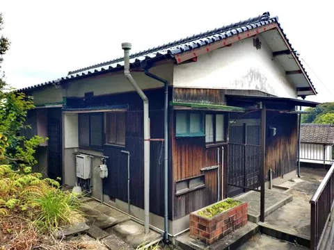 Mifune-cho, Sasebo City (Sasebo Chuo Station), 4K single-story building