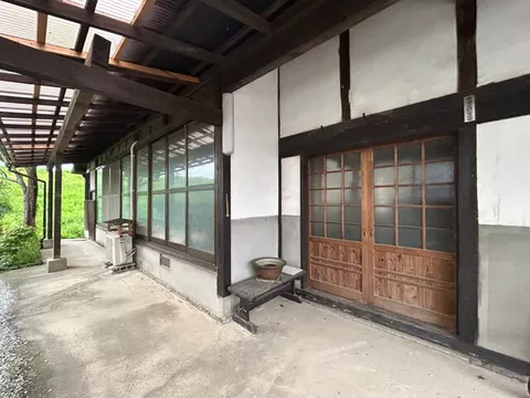 Nogata City, Oaza Shimonin (Nin Station) 2-story building 5LDK