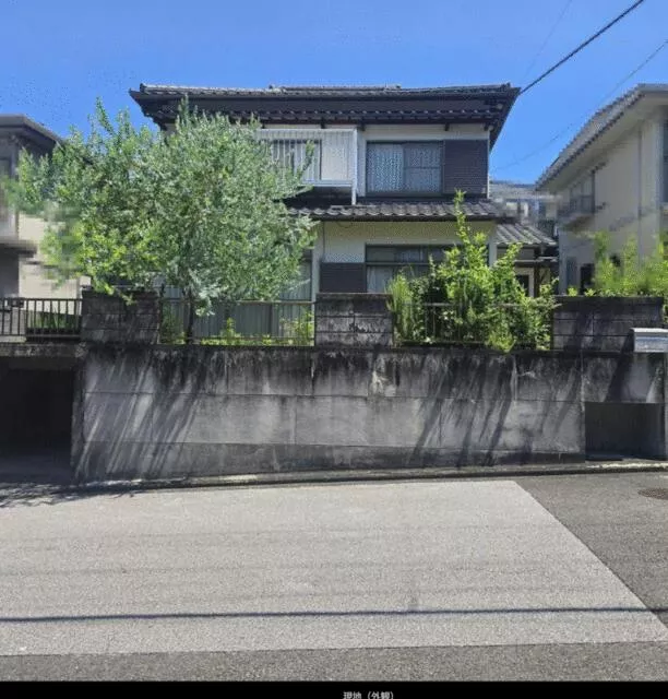 Heiwa, Haruno Town, Kochi City 2-story building 4SDK