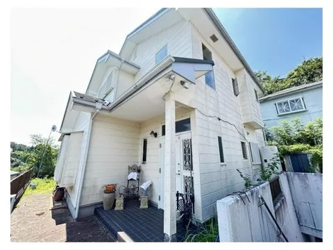 ☆4LDK + veranda + garden☆ Good sunlight due to south-facing☆ All-electric☆