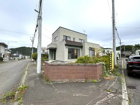 Sapporo City, Minami Ward, Fujino 4-jo 2-chome (Makomanai Station) 2-story 3LDK