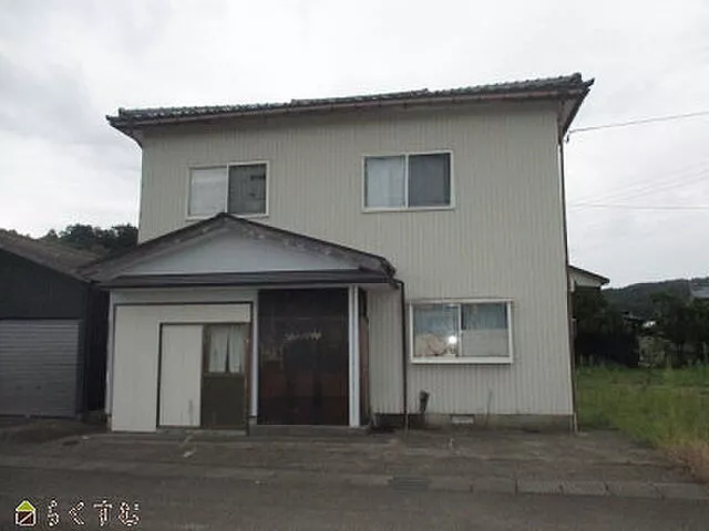 Used single-family home Hirai used residence