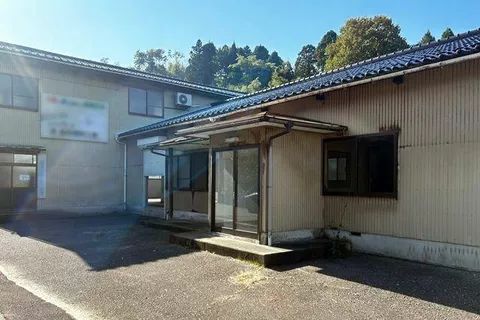 Kahoku District, Tsubata Town, Asada (Nakatsubata Station) 2-story 6DK