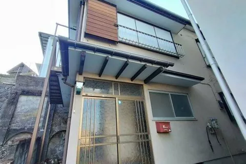 Manazuru-cho, Ashigarashita-gun, Manazuru (Manazuru station) 2F 3DK

6,800,000 yen