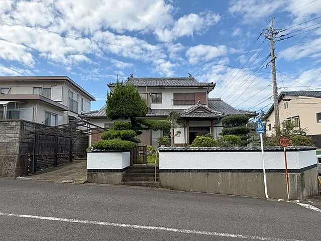 Used single-family home in Tsubakigaoka Town
