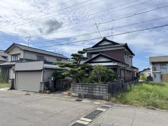 2-story building, 7DK, 2-chome Nishi Onsen, Awara City (Awara Yunomachi Station)