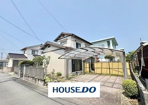 Used single-family home Oaza Niiro, used house