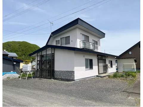 Other details: Contact person: Hokuou Shouji Co., Ltd., Facilities: Public water supply, public sewer, city gas, Parking: Car space