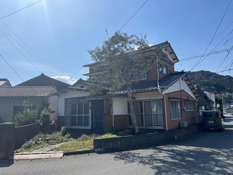 Ura (Nishi Karatsu Station) 4,900,000 yen