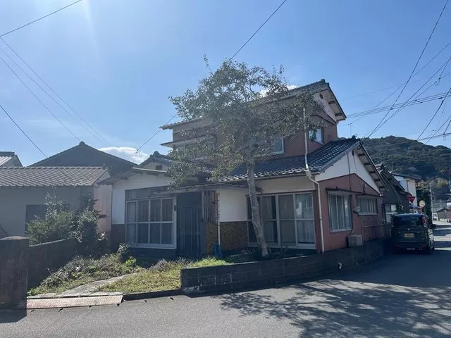 Ura (Nishi Karatsu Station) 4,900,000 yen