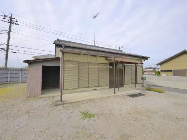Sano City, Namiki Town (Tomita Station) Single-story building 2DK