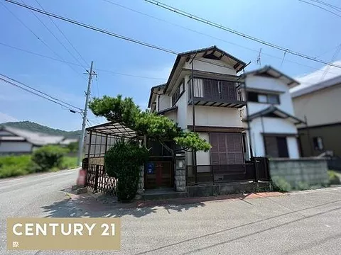 Used single-family home in Wakayama City Narukami - Used house
