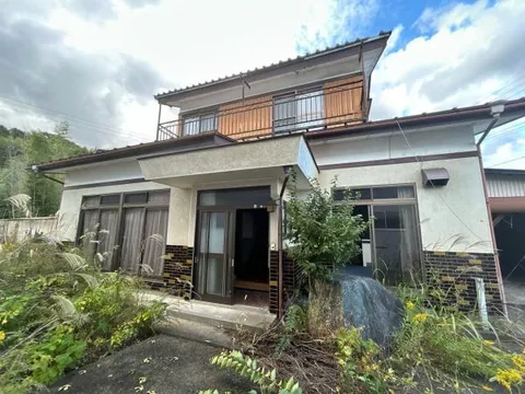 2F 5DK in Aza-Shinmine-mae, Onagawa, Kitakami-cho, Ishinomaki-shi, Miyagi (Kanomata Sta.)

3,000,000 yen
