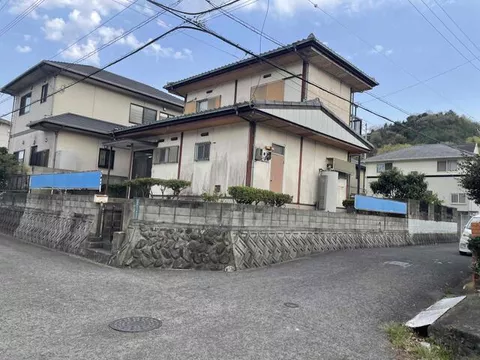 Fuchu-cho, Sakaide-shi (Sanuki Fuchu station) 2F 3DK

1,500,000 yen