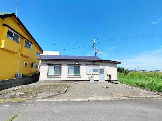 Wooden Nomiya (Mokuza Station) 1.8 million yen