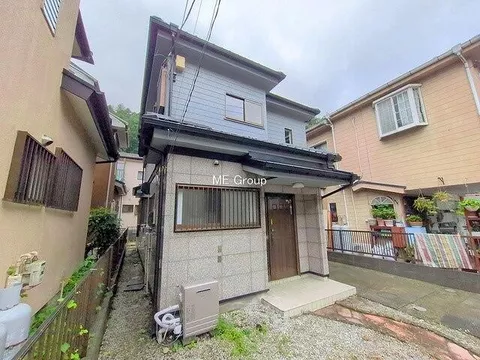 Aikō-gun, Aikawa Town, Hanbara (Hon-Atsugi Station) 2-story 3LDK