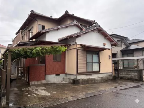 [Otsuka-cho] Consideration for renovation is possible due to the low price property!