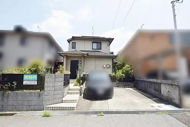 Used single-family home, Miki City, Shijinjicho, Nakajiyugaoka 1-chome