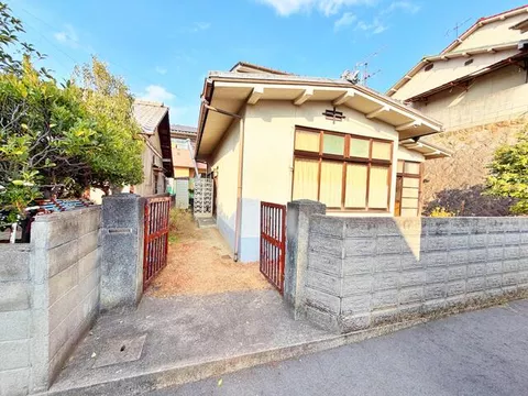 Onomichi City, Mukaitou Town (Onomichi Station) 2-story building 5K