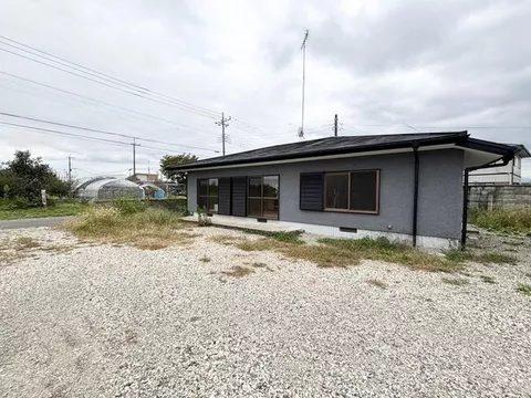 [Single-story renovation sale starts] Interior and exterior renovations in progress, all water facilities will be replaced with brand new ones!