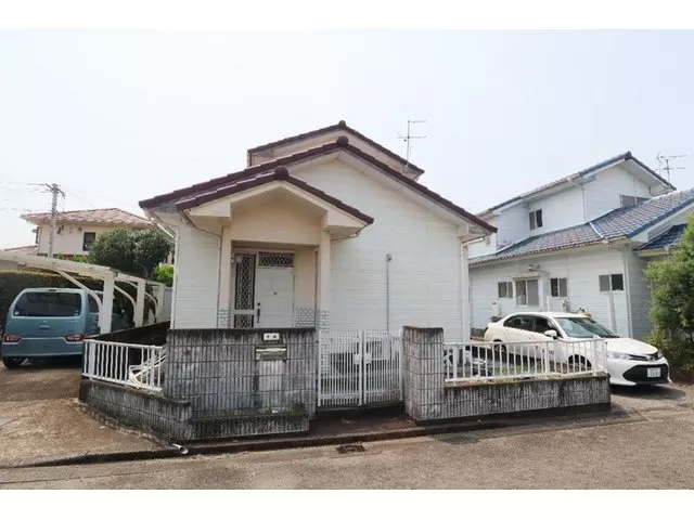 You can remodel within budget, allowing for a home tailored to your family's preferences♪