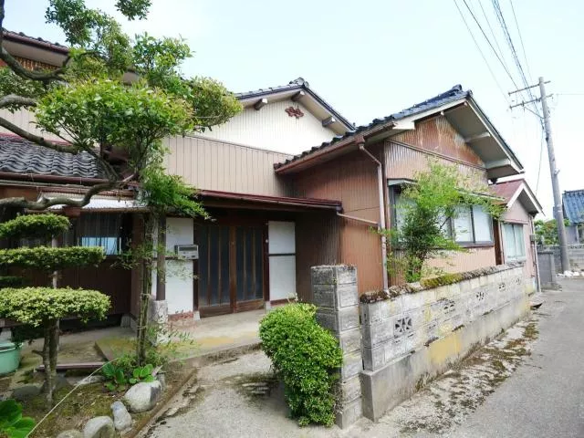 Imizu City Hon'ei Nakashini (Kureha Station) 2-story 10K