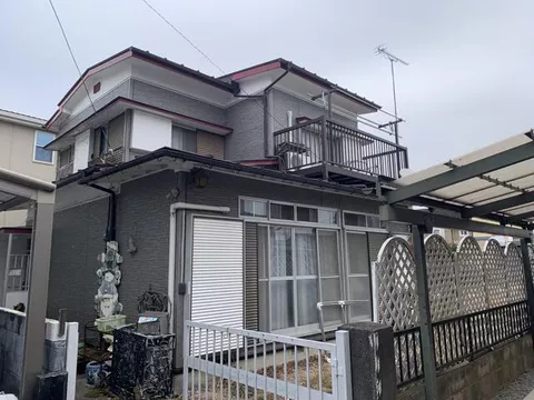8 minutes by bus from JR Itsukaichi Line "Akigawa" Station, 9 minutes on foot from Tobuki-cho intersection
