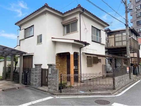 Why not start a new life in this south-facing house bathed in sunlight? 【Vacant】