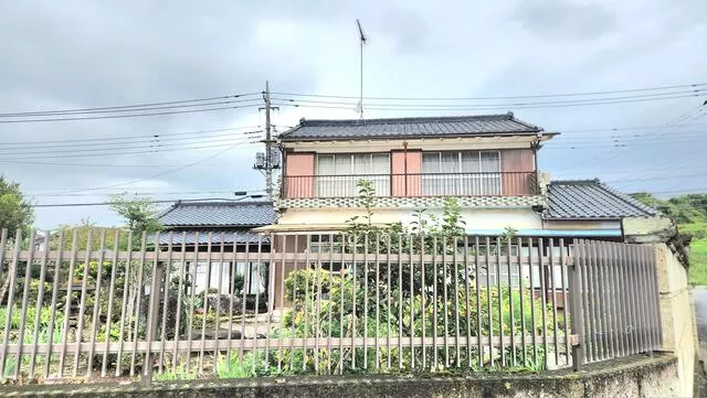 Tochigi City, Iwafune Town Tachioka (Iwafune Station) 2-story building 10DK