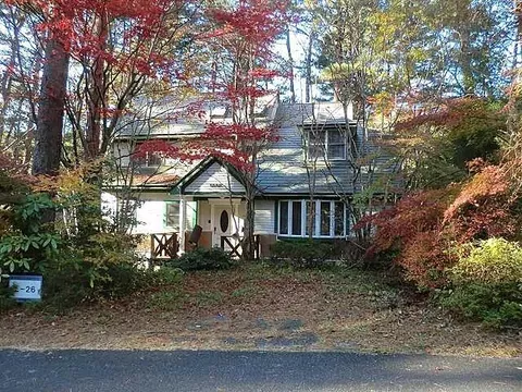 Used detached house in Hōki Town, Maruyama, within Royal City Daisen Resort, for sale, 11.8 million yen