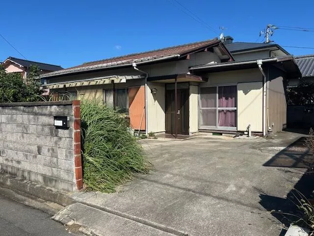 Takamatsu City, Kameda Minami Town (Takada Station) 1-story 2LDK